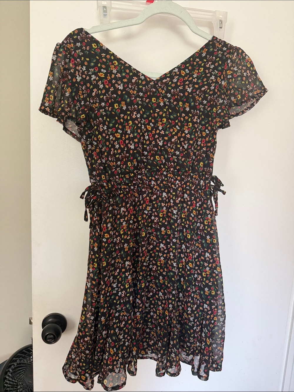 miami Black Floral V-Neck Tie-Waist Mini Dress